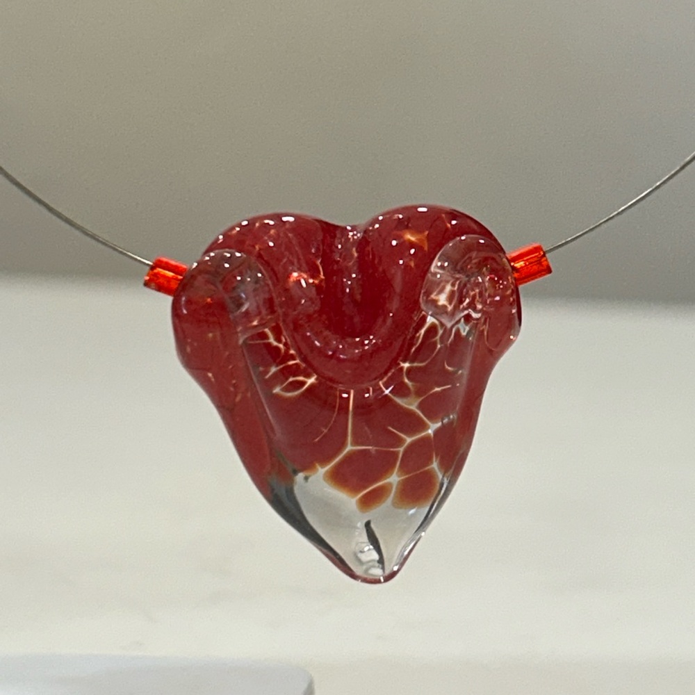 Elegant Red Heart Glass Pendant Necklace